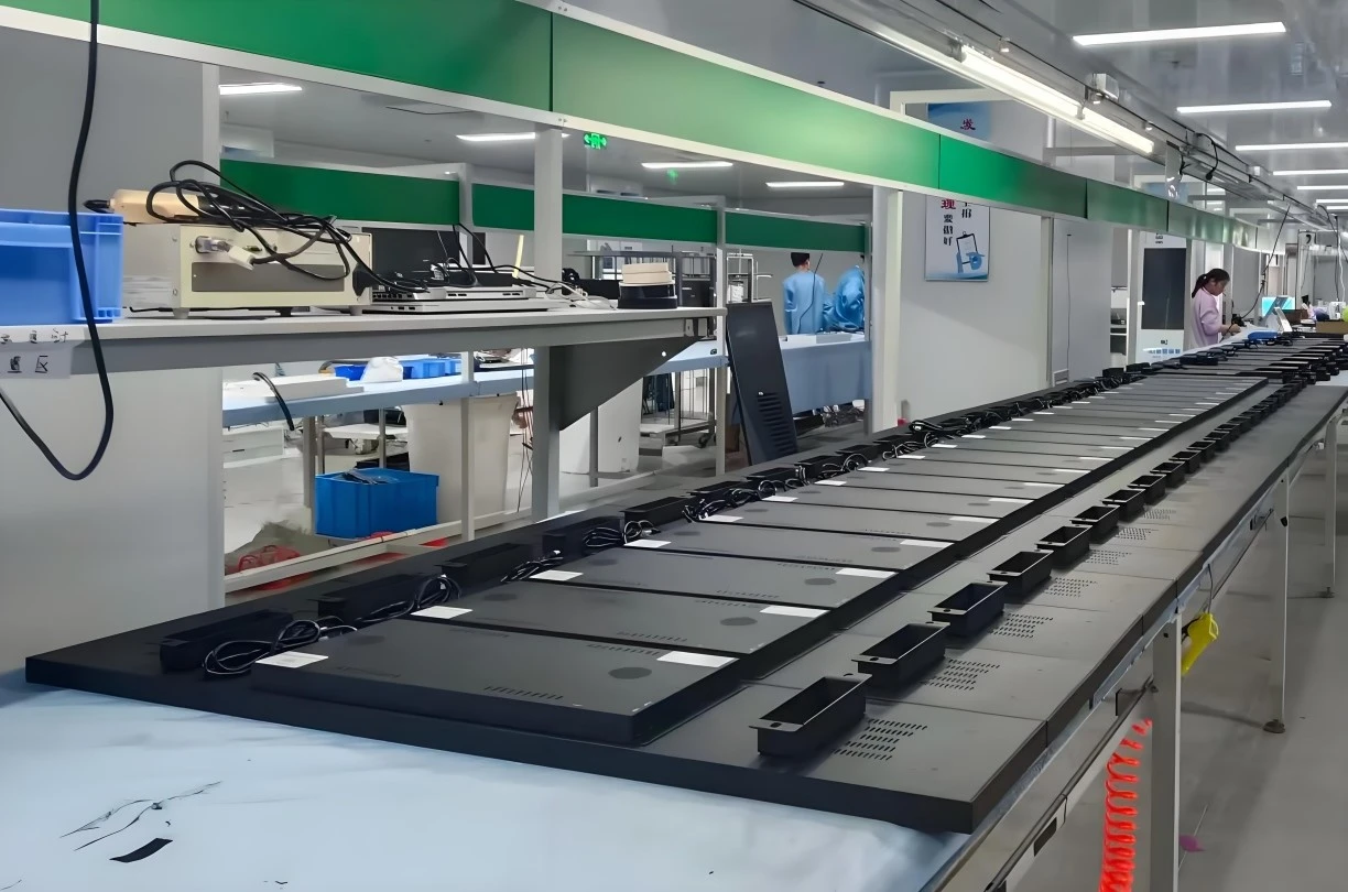Redefining Digital Signage Standards